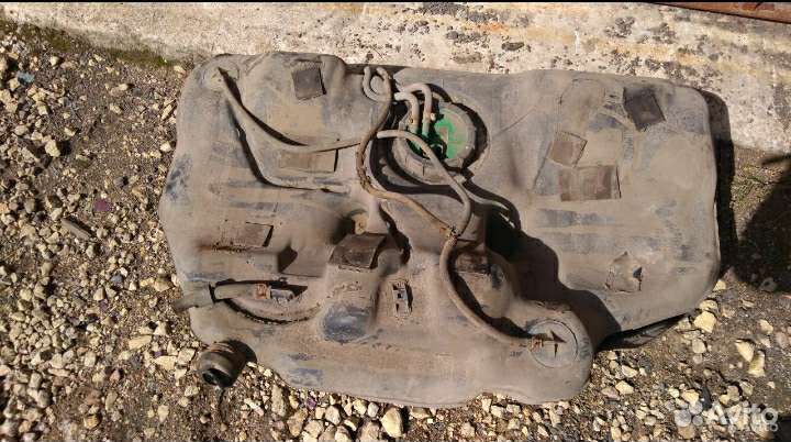 Бензобак с насосом Ниссан Примера Р11Е