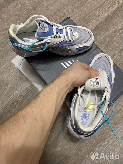 Кроссовки New Balance 725