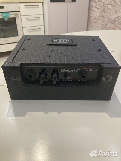 Гитарный усилитель