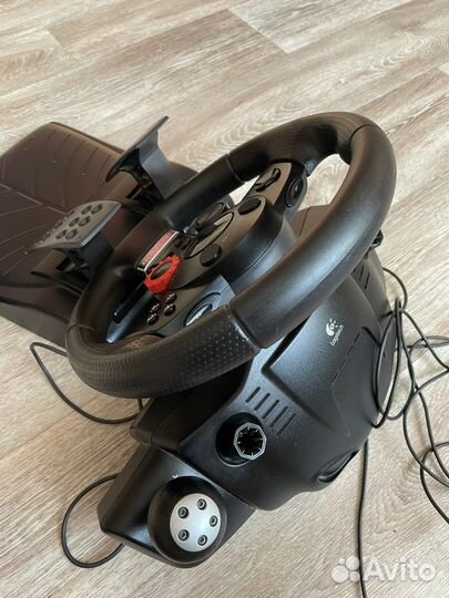 Игровой руль logitech driving force gt