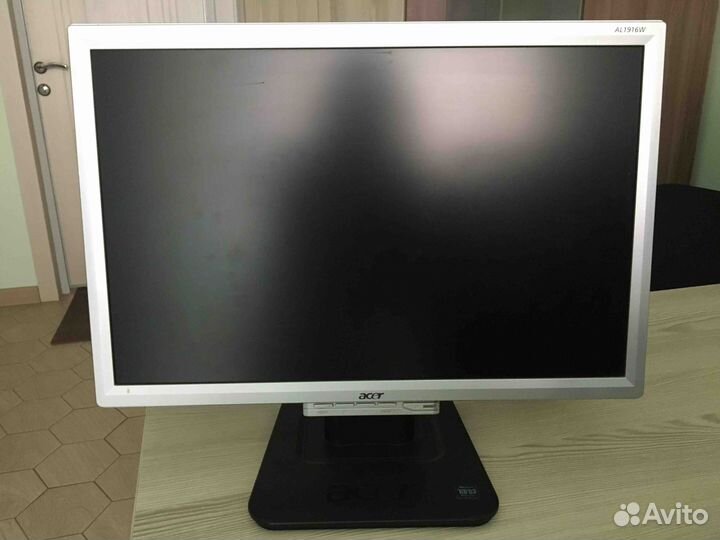Монитор Acer 19