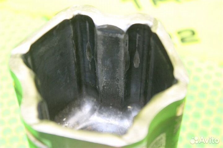 Шрус внутренний передний левый Toyota Camry MCV30