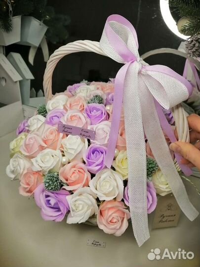Подарок мыльные розы в корзине