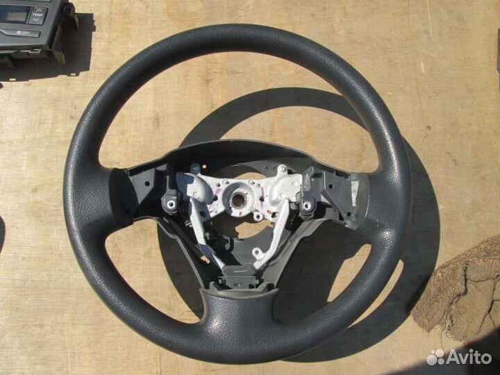 Руль Toyota Corolla Fielder NZE141 1NZ-FE 2007/5