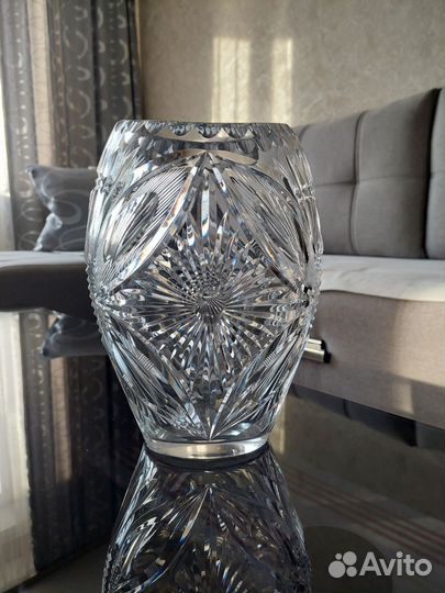 Ваза хрустальная