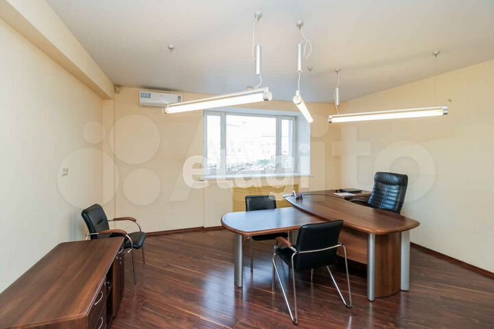 Продам офисное помещение, 147.7 м²