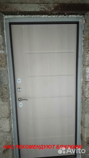 Тяжелая дверь входная установка в подарок