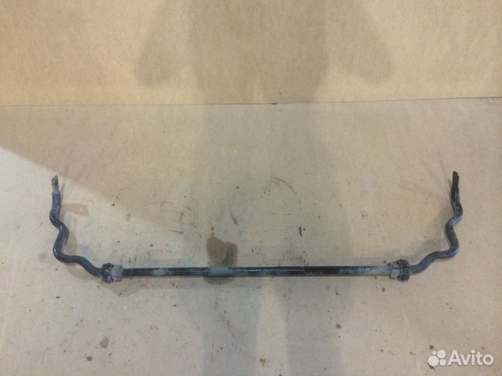 Стабилизатор задний Volkswagen Touareg