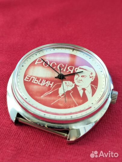 Часы механические Ракета