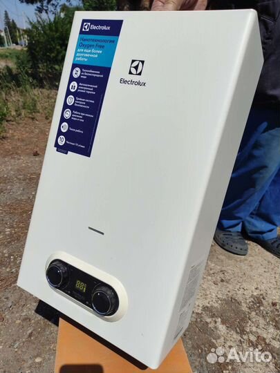 Газовый водонагреватель Electrolux