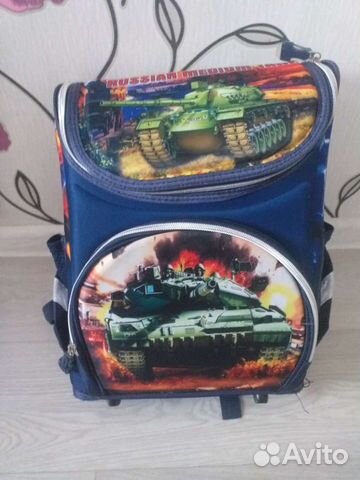 Два рюкзака +школьные принадлежности