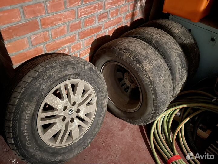 Продам оригинальные литые диски на Ford Maverick