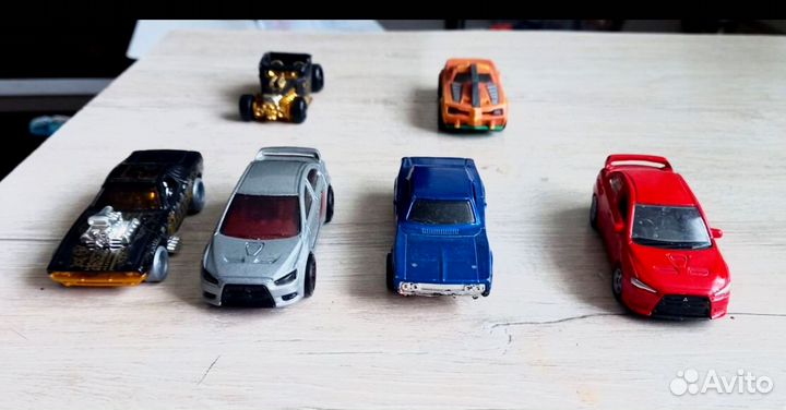 Hot wheels машинки
