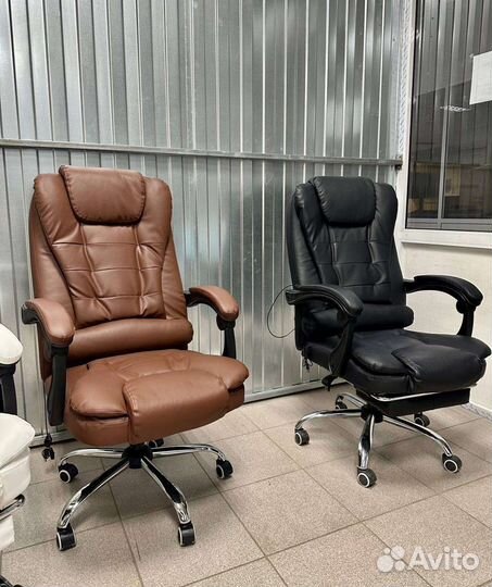 Офисное кресло руководителя