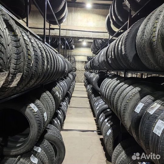 iLink Wintervorhut Stud II 205/50 R17 93T