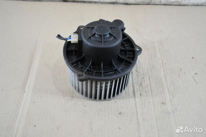 Моторчик печки Kia Sorento 1 поколение D4CB 2002