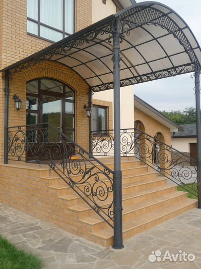 Козырек кованный К-042