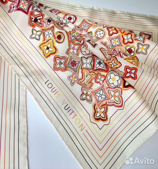 Шёлковый платок Louis Vuitton 90 х 90 оригинал