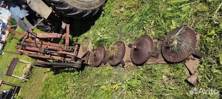 Плуг 1L 2-20, 2000