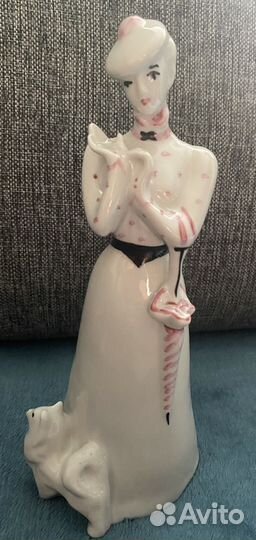 Фарфоровые статуэтки
