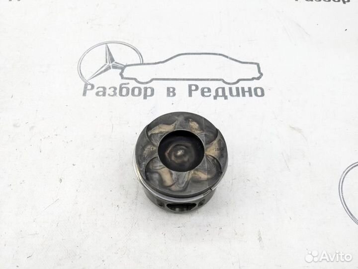Поршень дизель w904 Sprinter 612.981