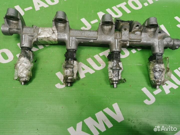 Форсунка топливная Mitsubishi Carisma