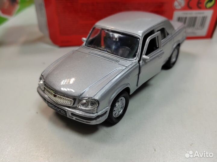 Машинка Волга Газ 31105 серебристая