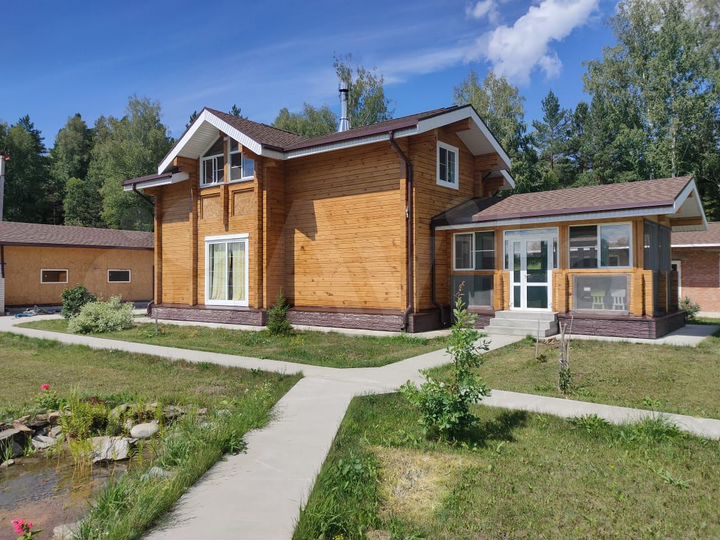 Дом 183 м² на участке 17,5 сот.
