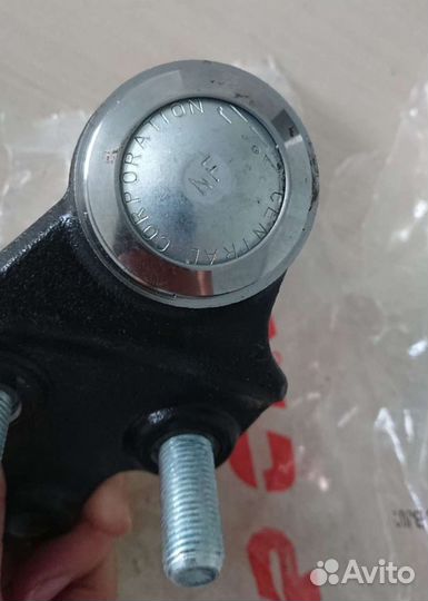 Щаровые опоры комплект на Камри v40 v50 v55