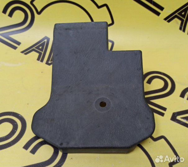 Кожух замка капота Infiniti Fx35 S50 VQ35DE