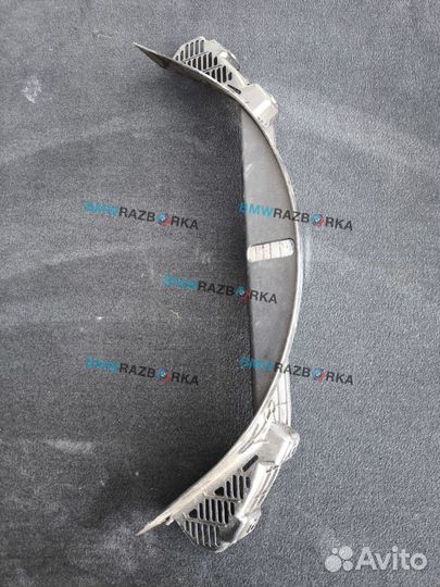 Накладка внутренняя на заднюю панель кузова BMW i8