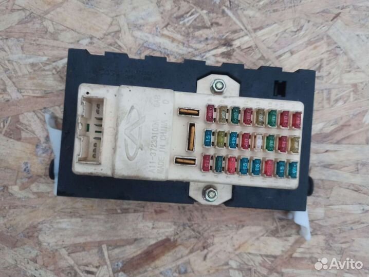 Блок предохранителей Chery Amulet (A15)