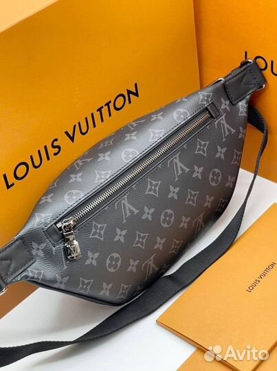 Поясная сумка Discovery PM Louis Vuitton