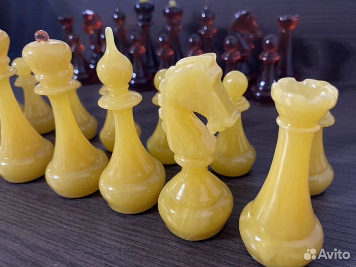 Янтарные шахматы. Шахматные Фигуры 