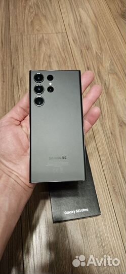 Samsung Galaxy S23 Ultra, 12/256 ГБ