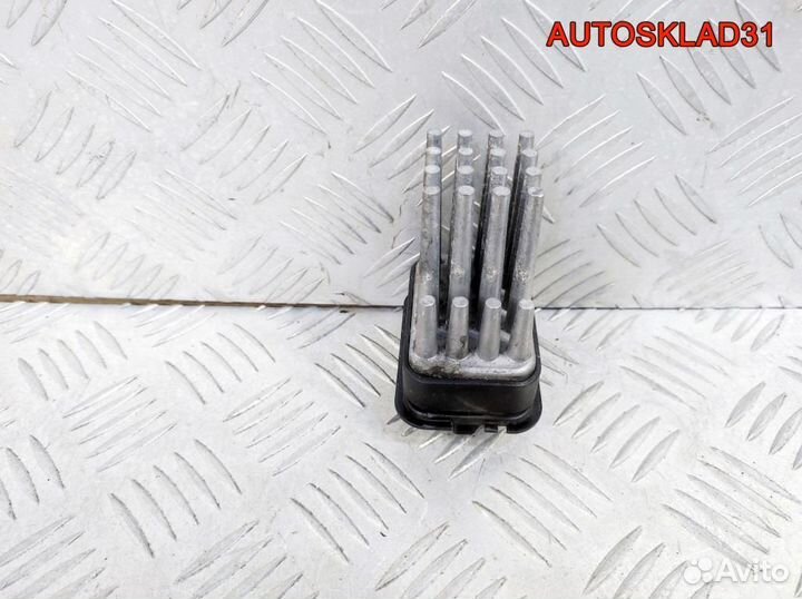 Резистор отопителя Opel Zafira B 90566802