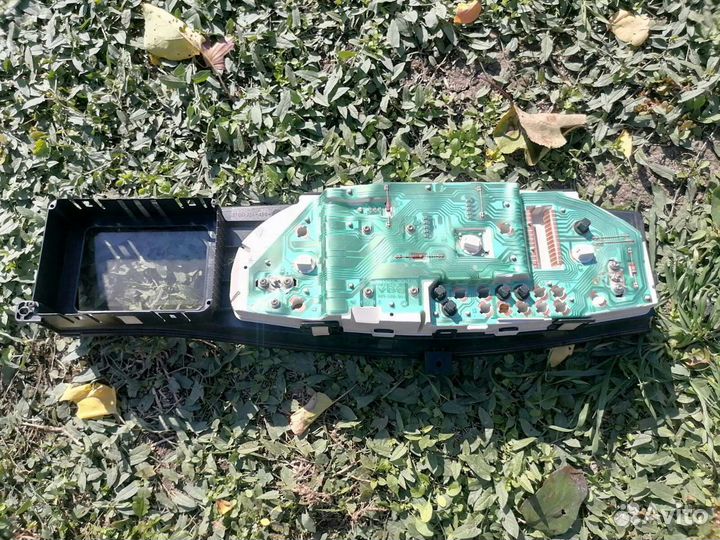 Приборная панель Опель Омега Б