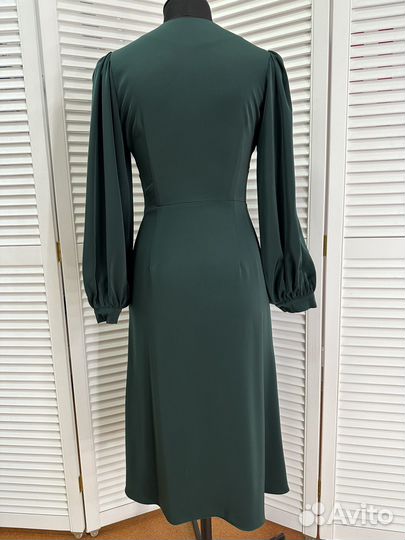 Изумрудное платье 44