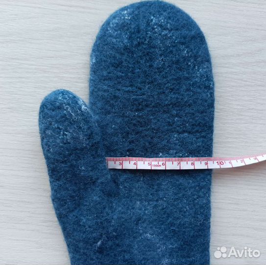 Варежки валяные женские