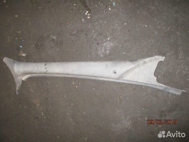 Накладка стойки левая Volvo 20760124