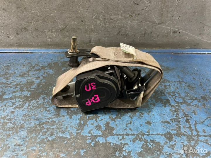 Ремень задний правый Ford Explorer 4 U251