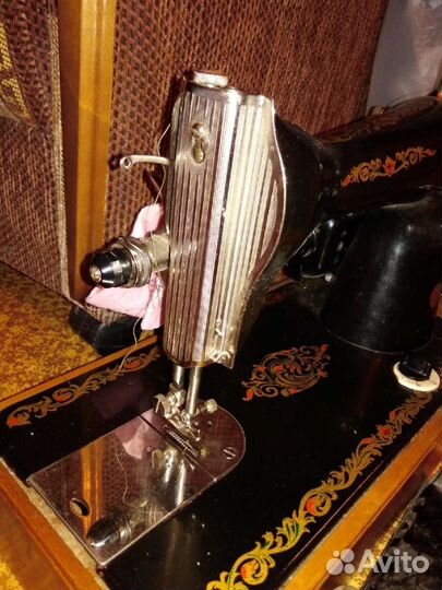 Швейная машина Подольск с электроприводом