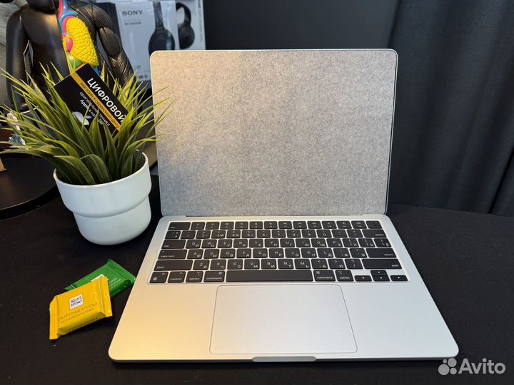 Ноутбук Apple MacBook Air 13 M3 8/256Gb