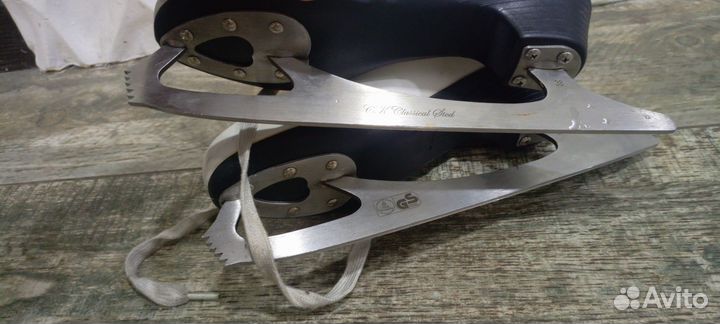 Коньки фигурные 38 размер