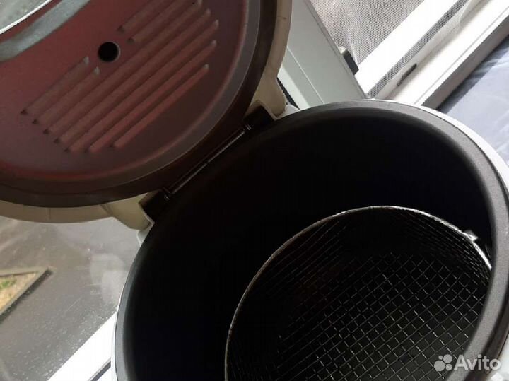 Фритюрницафритюрница daewoo International DI2302S