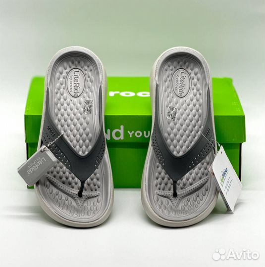 Тапочки crocs