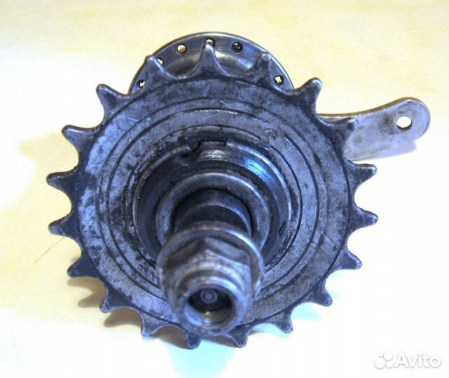 Втулка задняя с тормозом 