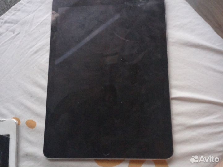 Айпад про 9.7