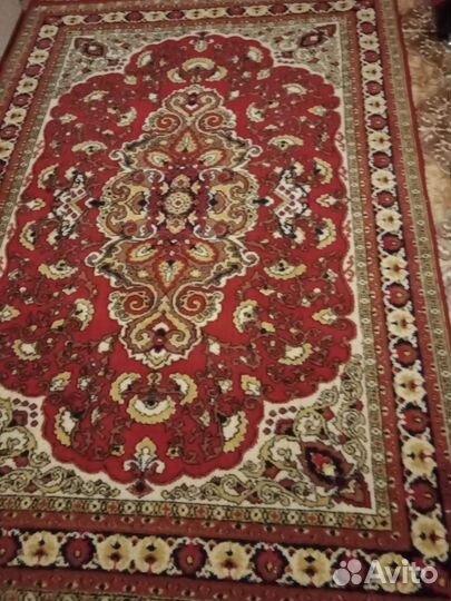 Ковер шерстяной