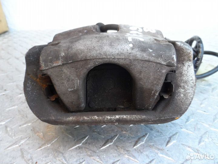 Суппорт задний левый Mercedes M-klasse W166